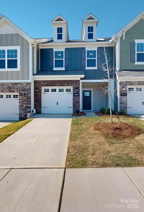 4009 Lawnview Dr, Charlotte, NC 28269
