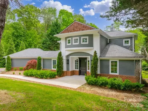 74 Eastmoor Dr, Asheville, NC 28805