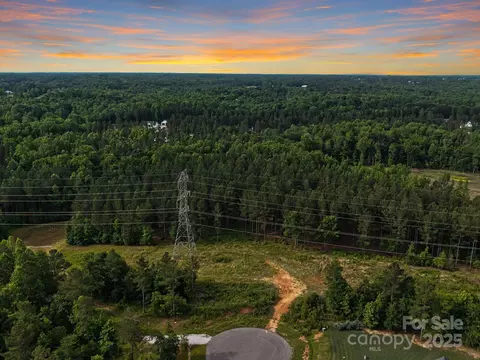 6265 Sanders Landing 6 Ln #6, Clover, SC 29710
