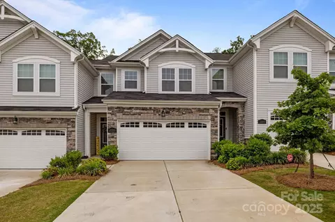 12205 Gambrell Dr, Charlotte, NC 28278