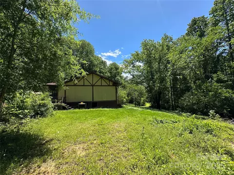 Exterior - 204 Long St, Marion, NC 28752 photo 8 of 16