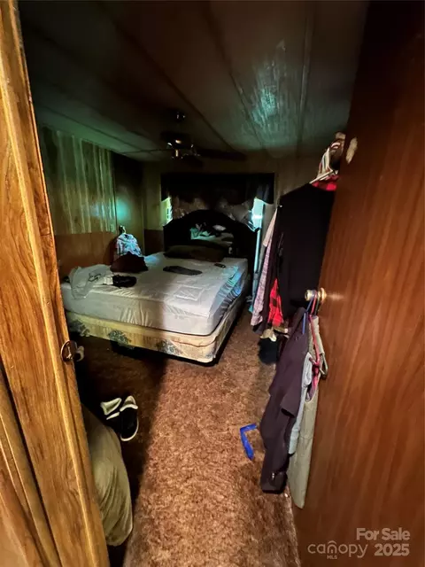 Bedroom - 204 Long St, Marion, NC 28752 photo 1 of 3
