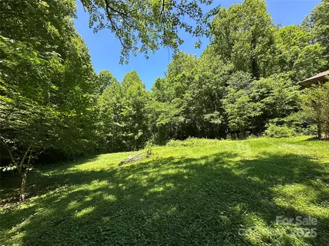 Exterior - 204 Long St, Marion, NC 28752 photo 2 of 16