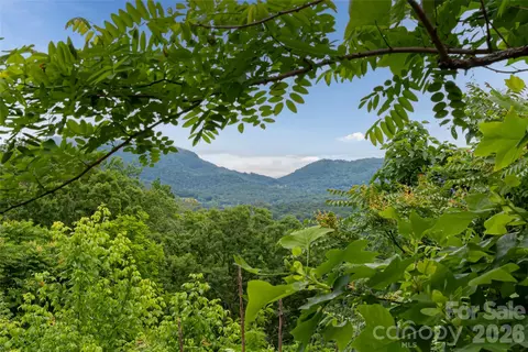 22 Samuel Ashe 45 Dr #45, Asheville, NC 28805