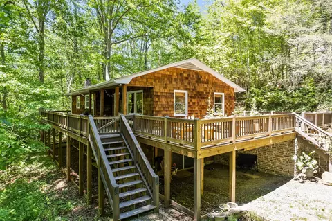 823 Turtle Creek Rd, Sylva, NC 28779