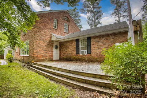 Exterior - 1010 Forest Dr, Lancaster, SC 29720 photo 7 of 7