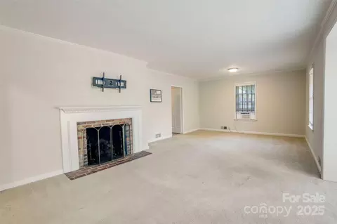 Living - 1010 Forest Dr, Lancaster, SC 29720 photo 1 of 7