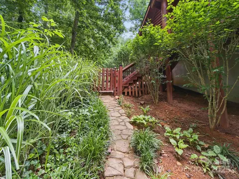 Exterior - 559 Dockside Ter, Denton, NC 27239 photo 6 of 10