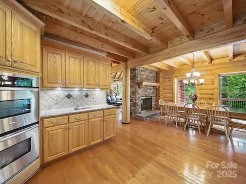 Kitchen - 559 Dockside Ter, Denton, NC 27239 photo 3 of 3