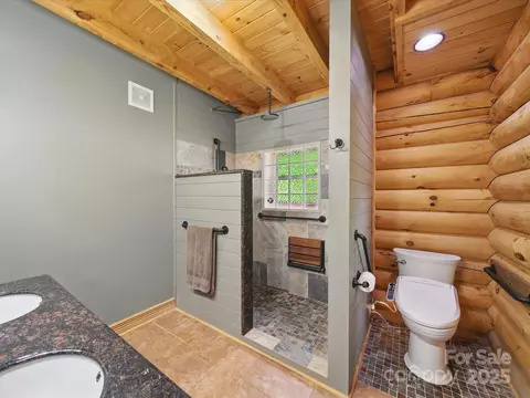 Bath - 559 Dockside Ter, Denton, NC 27239 photo 2 of 4