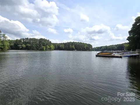View/Area - 559 Dockside Ter, Denton, NC 27239 photo 2 of 8