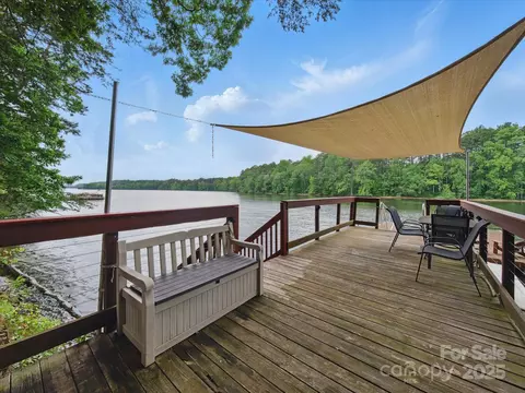Exterior - 559 Dockside Ter, Denton, NC 27239 photo 9 of 10