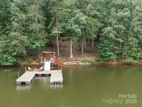 View/Area - 559 Dockside Ter, Denton, NC 27239 photo 3 of 8