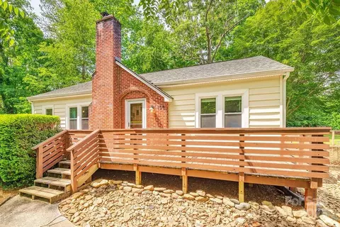 106 Shelburne Rd, Asheville, NC 28806