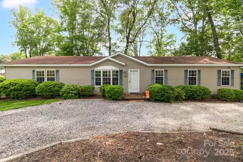 7232 Executive Cir, Denver, NC 28037 photo 4