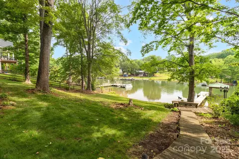7232 Executive Cir, Denver, NC 28037 photo 11