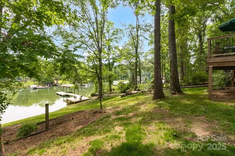 7232 Executive Cir, Denver, NC 28037 photo 10