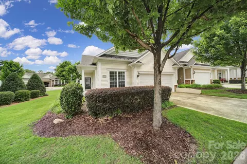 9020 Smokey Hill Ln, Fort Mill, SC 29707