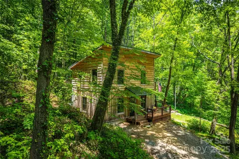 6321 Nc 63 Hwy, Leicester, NC 28748