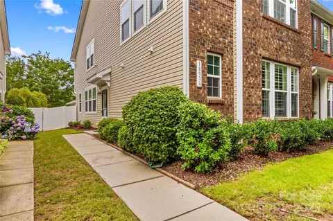 18339 The Commons Blvd, Cornelius, NC 28031