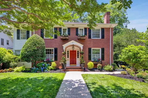 361 5th Nw St NW, Hickory, NC 28601