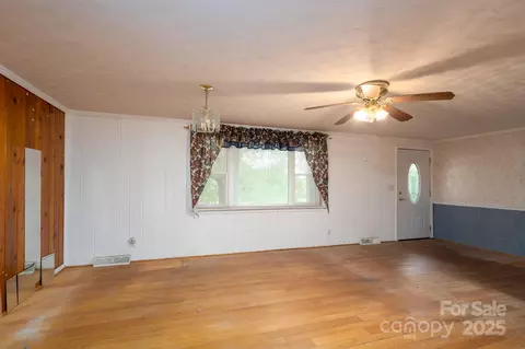 Living - 13101 Pine Bluff Rd, Midland, NC 28107 photo 5 of 6