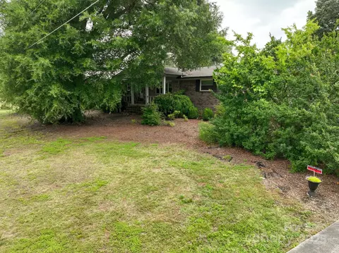 Exterior - 13101 Pine Bluff Rd, Midland, NC 28107 photo 2 of 3