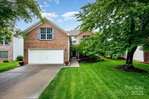 116 Amber Woods Dr, Tega Cay, SC 29708 photo 4