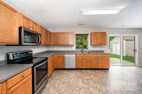 116 Amber Woods Dr, Tega Cay, SC 29708 photo 11