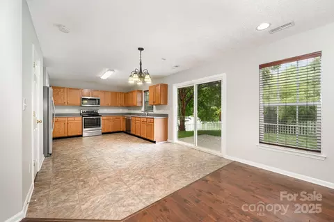 116 Amber Woods Dr, Tega Cay, SC 29708 photo 9