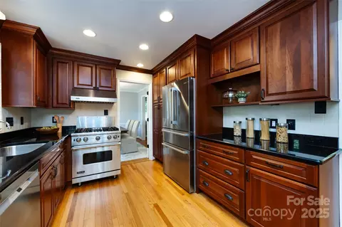 Kitchen - 757 Concord Rd, Davidson, NC 28036 photo 3 of 4