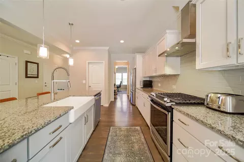 Kitchen - 2035 Beacon Ave, Monroe, NC 28110 photo 3 of 4