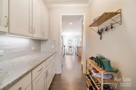 Entry Way - 2035 Beacon Ave, Monroe, NC 28110 photo 1 of 1