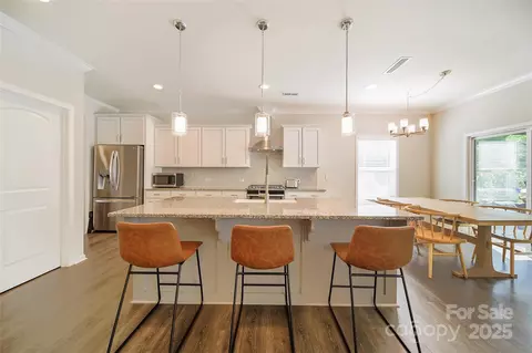 Kitchen - 2035 Beacon Ave, Monroe, NC 28110 photo 4 of 4
