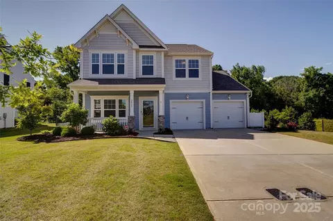 Exterior - 2035 Beacon Ave, Monroe, NC 28110 photo 2 of 7