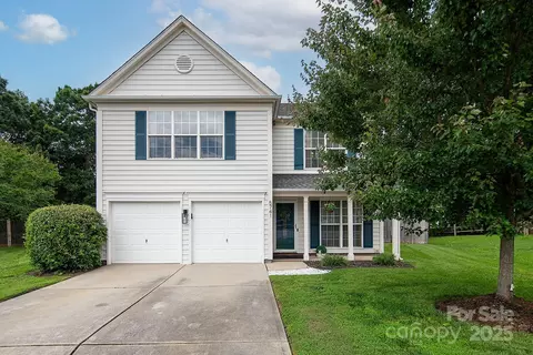 5741 Bentgrass Run Dr, Charlotte, NC 28269
