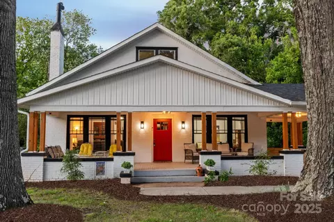 606 1st W St W, Conover, NC 28613