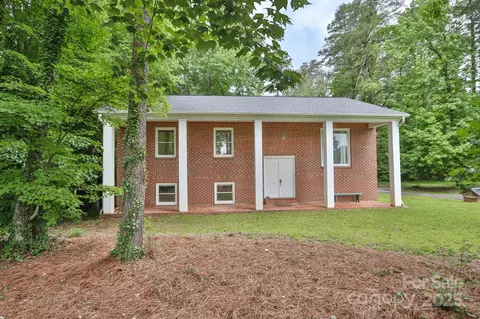 6414 Old Us Hwy 421 Hwy, East Bend, NC 27018