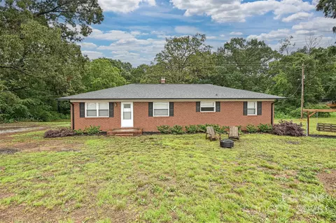 5222 Sikes Mill Rd, Monroe, NC 28110