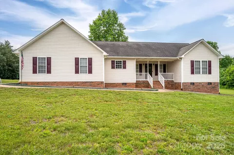5129 Whitetail Ct, Crouse, NC 28033