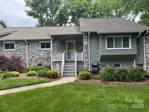 205 Wellington Hills 205 Cir #205, Salisbury, NC 28147