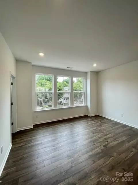 353 Jetton St, Davidson, NC 28036 photo 12