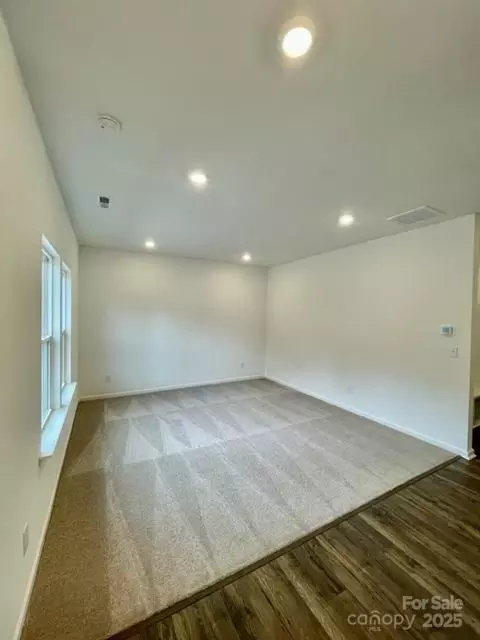 353 Jetton St, Davidson, NC 28036 photo 2