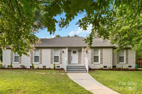 3801 Rea Rd, Charlotte, NC 28226