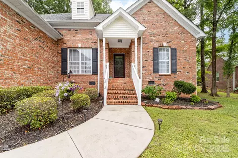 212 Victoria Cir, York, SC 29745