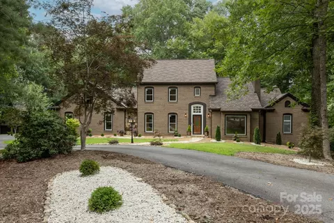 455 Old Farms Rd, Wilkesboro, NC 28697