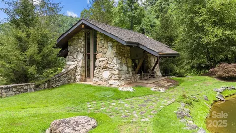 Poplar Path, Mars Hill, NC 28754 photo 9