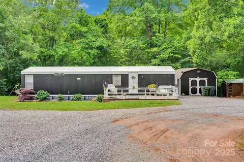 2289 Mccloud St, Denver, NC 28037