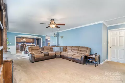 4518 Logging Rd, Lancaster, SC 29720 photo 4