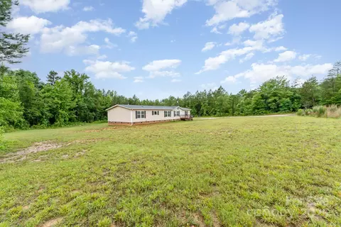 4518 Logging Rd, Lancaster, SC 29720 photo 3